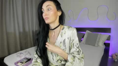 Snapshot of avrora_mars chatting on May 2026 09:15:01 AM Avrora online show from May 2026 09:15:01 AM
