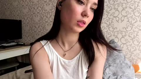 Bella online show from May 2026 11:05:01 AM