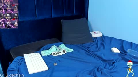 Axel cifer online show from December 2024 02:04:02 AM