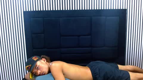 axel_diamond online show from February 2025 03:59:02 PM