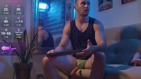 Snapshot of axel_fairchaild chatting on June 2026 11:02:01 AM Axel Fairchaild online show from June 2026 11:02:01 AM