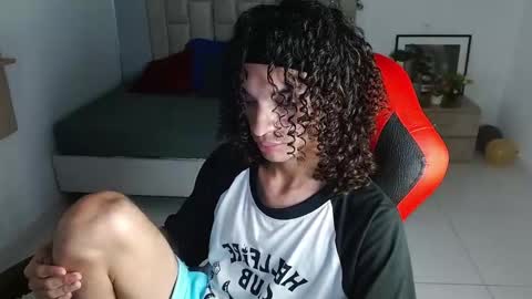 Snapshot of axel_fox7 chatting on January 2026 11:40:01 PM Axel online show from January 2026 11:40:01 PM