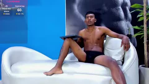 Snapshot of axel_hunter1 chatting on June 2026 08:11:02 PM axel_hunter1 online show from June 2026 08:11:02 PM