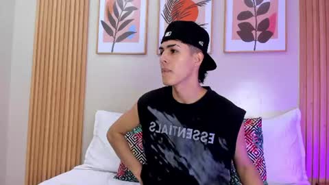 Snapshot of axel_mendoza_ chatting on July 2026 07:46:01 PM A X E L online show from July 2026 07:46:01 PM