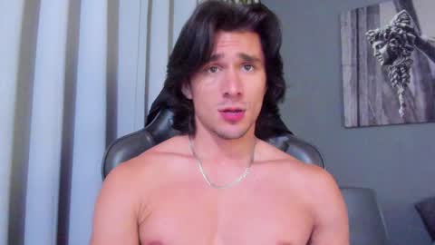 Axel online show from December 2024 12:16:01 AM