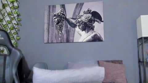 Axel online show from January 2025 10:49:02 PM