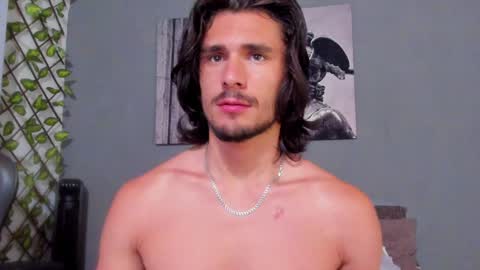 Axel online show from February 2025 09:48:01 PM