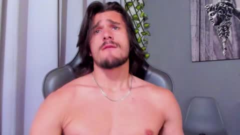 Axel online show from February 2025 08:58:01 PM