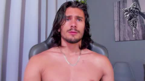 Axel online show from February 2025 04:55:01 PM