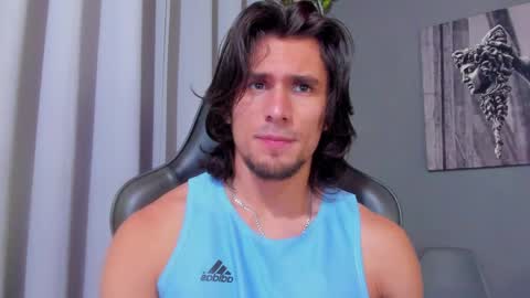 Axel online show from March 2025 08:42:02 PM