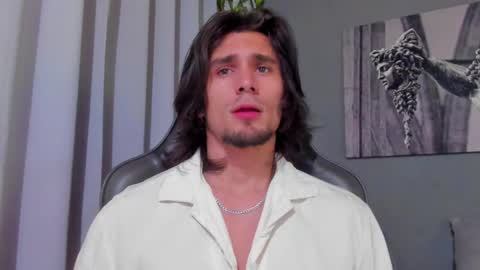 Axel online show from March 2025 09:22:01 PM