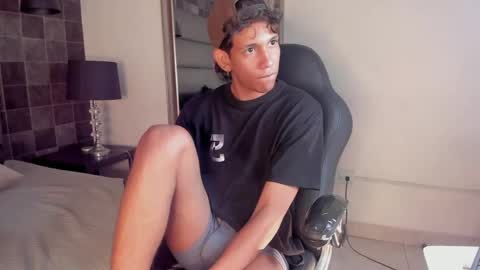 Snapshot of axel_rivers_ chatting on September 2025 12:51:01 PM axel online show from September 2025 12:51:01 PM