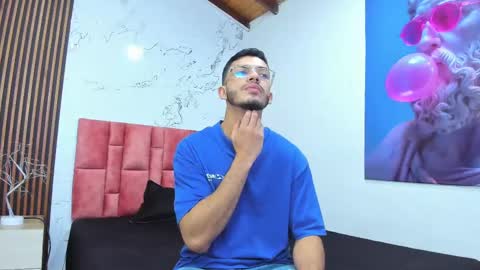 Axel  online show from December 2024 03:04:01 AM