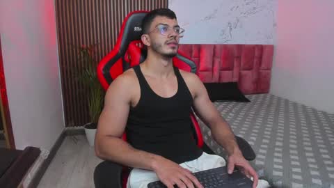 Axel  online show from January 2025 03:40:02 AM