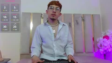 Snapshot of axel_tay1 chatting on October 2025 03:51:01 AM AXEL online show from October 2025 03:51:01 AM