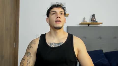 INDEPENDENT MODEL  online show from October 2025 02:08:01 AM