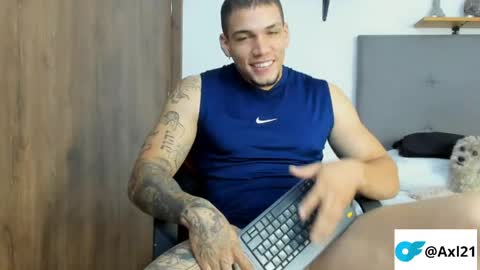 INDEPENDENT MODEL  online show from May 2026 04:05:02 PM