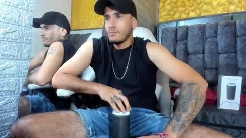 Axell Cross2 online show from March 2025 05:21:02 AM