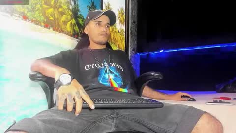 Axell Cross2 online show from March 2026 12:09:01 PM