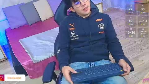 Snapshot of axelnoir_tay chatting on May 2026 04:33:02 PM axelnoir_tay online show from May 2026 04:33:02 PM