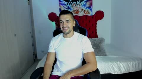 Snapshot of axelwinters_ chatting on April 2026 10:29:01 AM Axel online show from April 2026 10:29:01 AM