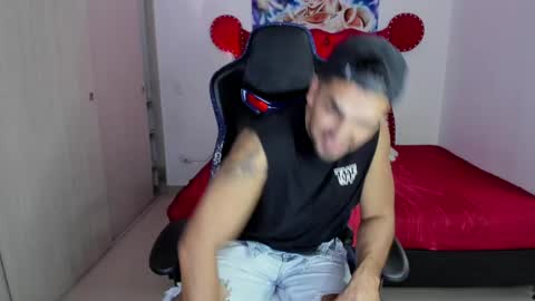 Snapshot of axelwinters_ chatting on May 2026 11:20:01 PM Axel online show from May 2026 11:20:01 PM