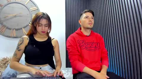 Snapshot of axelxmia_07 chatting on February 2025 11:32:02 AM Axel and mia online show from February 2025 11:32:02 AM