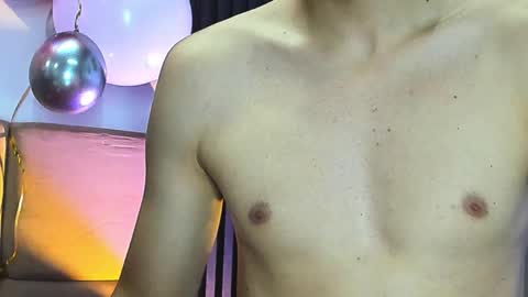Snapshot of axelxmia_07 chatting on February 2025 12:03:02 PM Axel and mia online show from February 2025 12:03:02 PM