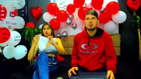 Snapshot of axelxmia_07 chatting on February 2025 12:27:01 PM Axel and mia online show from February 2025 12:27:01 PM