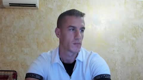 Snapshot of axl_fx chatting on July 2026 02:07:02 AM Axl online show from July 2026 02:07:02 AM