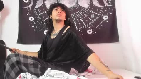 Snapshot of axl_kush_ chatting on June 2026 03:21:01 PM Axel Kush online show from June 2026 03:21:01 PM