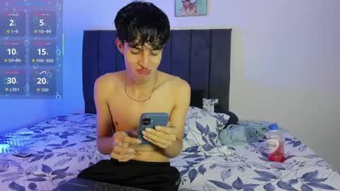 Snapshot of axxxel_twink chatting on June 2026 03:18:02 AM Axxxel online show from June 2026 03:18:02 AM