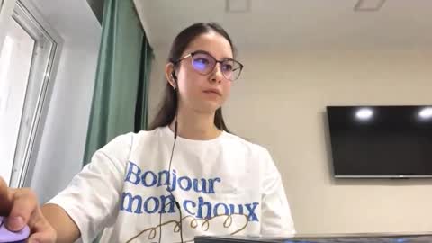 Snapshot of ayakoslotemaker chatting on October 2025 10:19:02 AM Allison online show from October 2025 10:19:02 AM