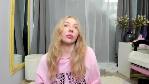 SundyRose online show from March 2026 07:32:02 AM