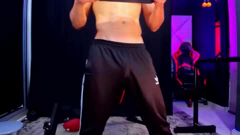 Snapshot of aydenmillerdom chatting on October 2025 07:29:02 PM Ayden Miller online show from October 2025 07:29:02 PM