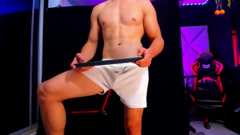 Snapshot of aydenmillerdom chatting on October 2025 02:02:05 AM Ayden Miller online show from October 2025 02:02:05 AM