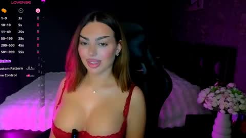  Ayla Demir  online show from February 2026 09:59:02 PM