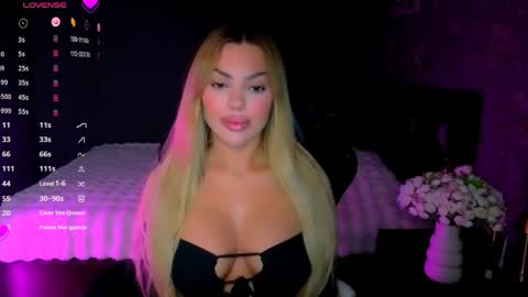  Ayla Demir  online show from April 2026 08:58:01 PM