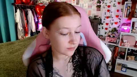 Ayla hill online show from March 2026 03:22:01 AM