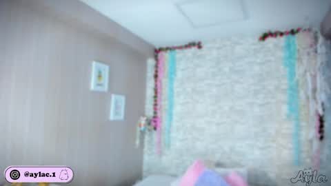 Ayla online show from April 2026 03:28:01 AM