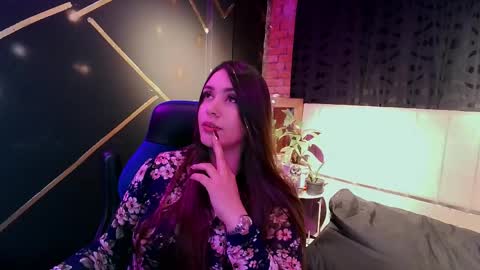 Snapshot of ayla_ny chatting on May 2026 04:21:01 AM nany online show from May 2026 04:21:01 AM