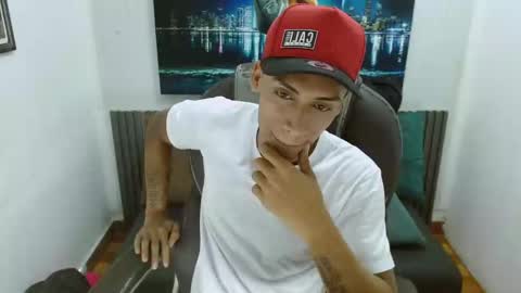 Aylen  online show from February 2025 03:20:01 PM