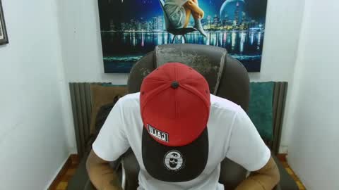 Aylen  online show from February 2025 06:36:02 PM