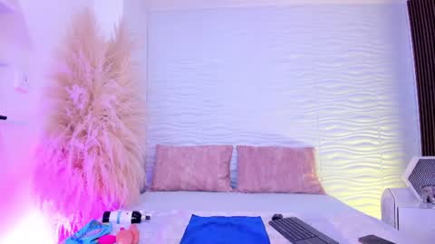 Snapshot of aylinlove_ chatting on June 2026 11:56:02 AM aylinlove_ online show from June 2026 11:56:02 AM