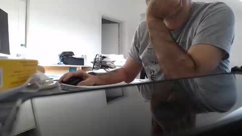 Snapshot of aylinniyerim chatting on February 2025 08:59:02 AM aylinniyerim online show from February 2025 08:59:02 AM