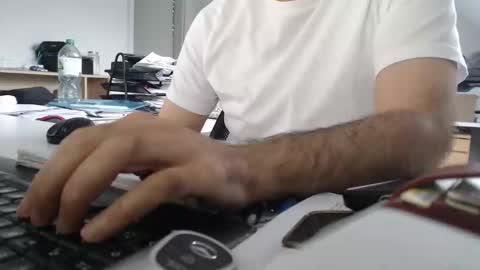 Snapshot of aylinniyerim chatting on February 2025 03:31:02 PM aylinniyerim online show from February 2025 03:31:02 PM