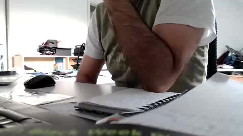 Snapshot of aylinniyerim chatting on November 2025 08:57:02 AM aylinniyerim online show from November 2025 08:57:02 AM