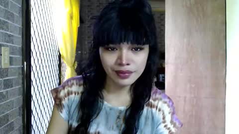 aymkyline online show from December 2025 01:36:01 AM