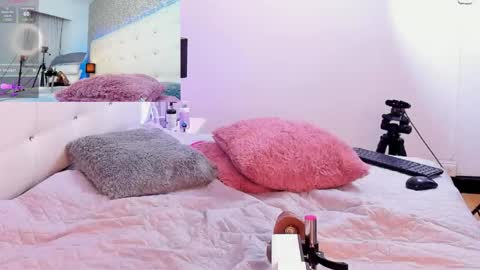 Snapshot of aysha_miller19 chatting on February 2026 11:12:02 PM AYSHA online show from February 2026 11:12:02 PM