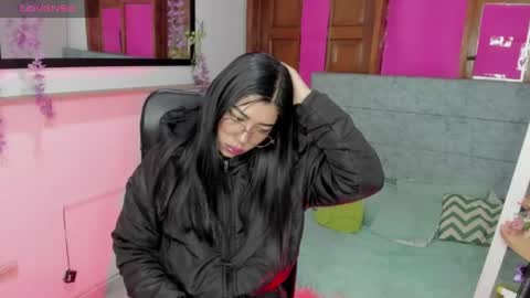 Snapshot of aysha_winxs chatting on June 2026 04:06:01 AM Aysha online show from June 2026 04:06:01 AM